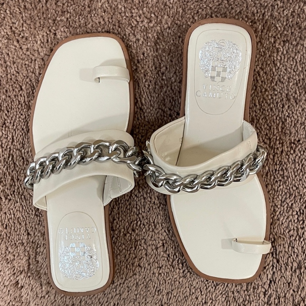 Vince Camuto Cream Sandals with Silver Chain